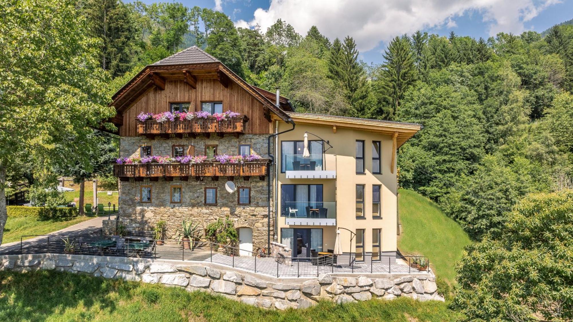 Turnerhof Hotel Милщат Екстериор снимка